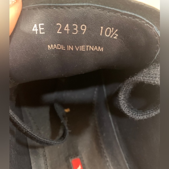 Prada men sneaker shoe size 10.5 - Picture 7 of 7